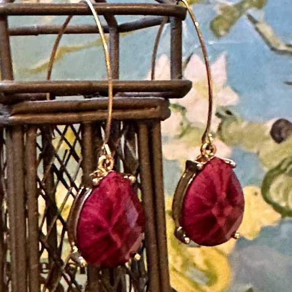 Burgandy Colored Stone Drop Earring - Picture 1 of 3